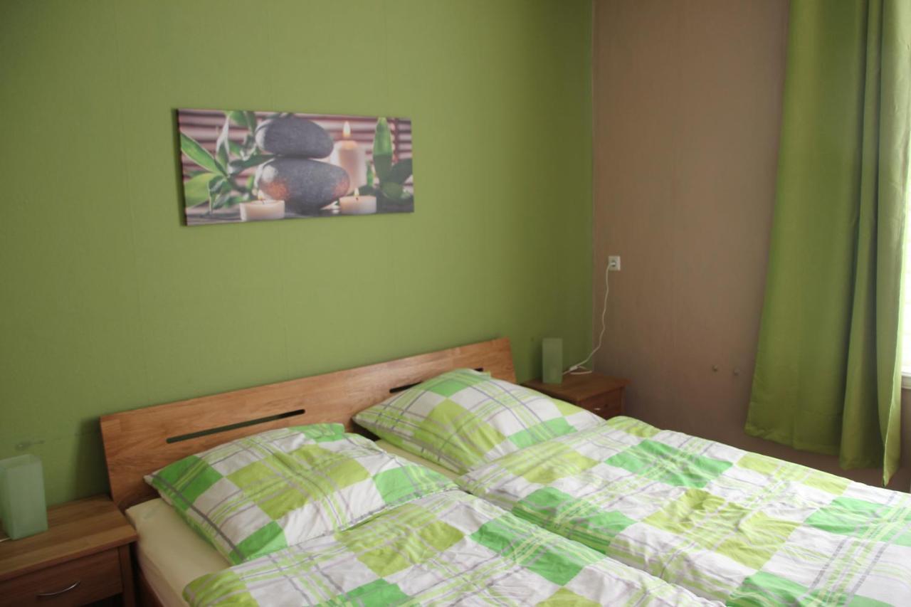 ורמלסקירכן Ferienwohnung Zum Eifgental מראה חיצוני תמונה